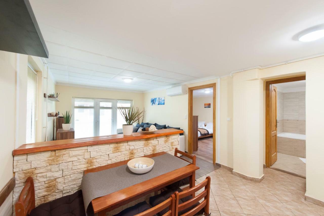 Bier-Lak Apartman House 71 Balatonlelle Exterior photo