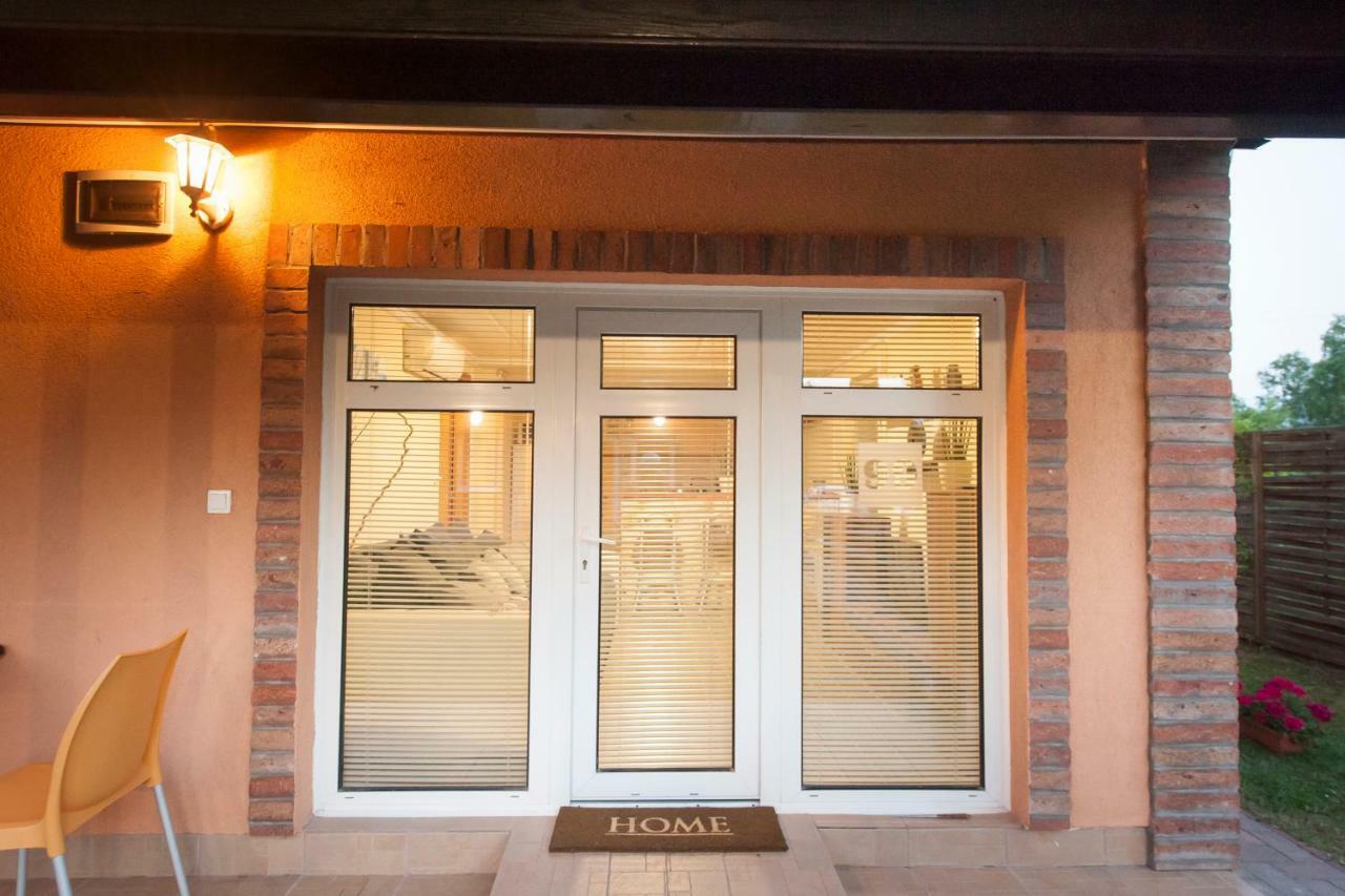 Bier-Lak Apartman House 71 Balatonlelle Exterior photo